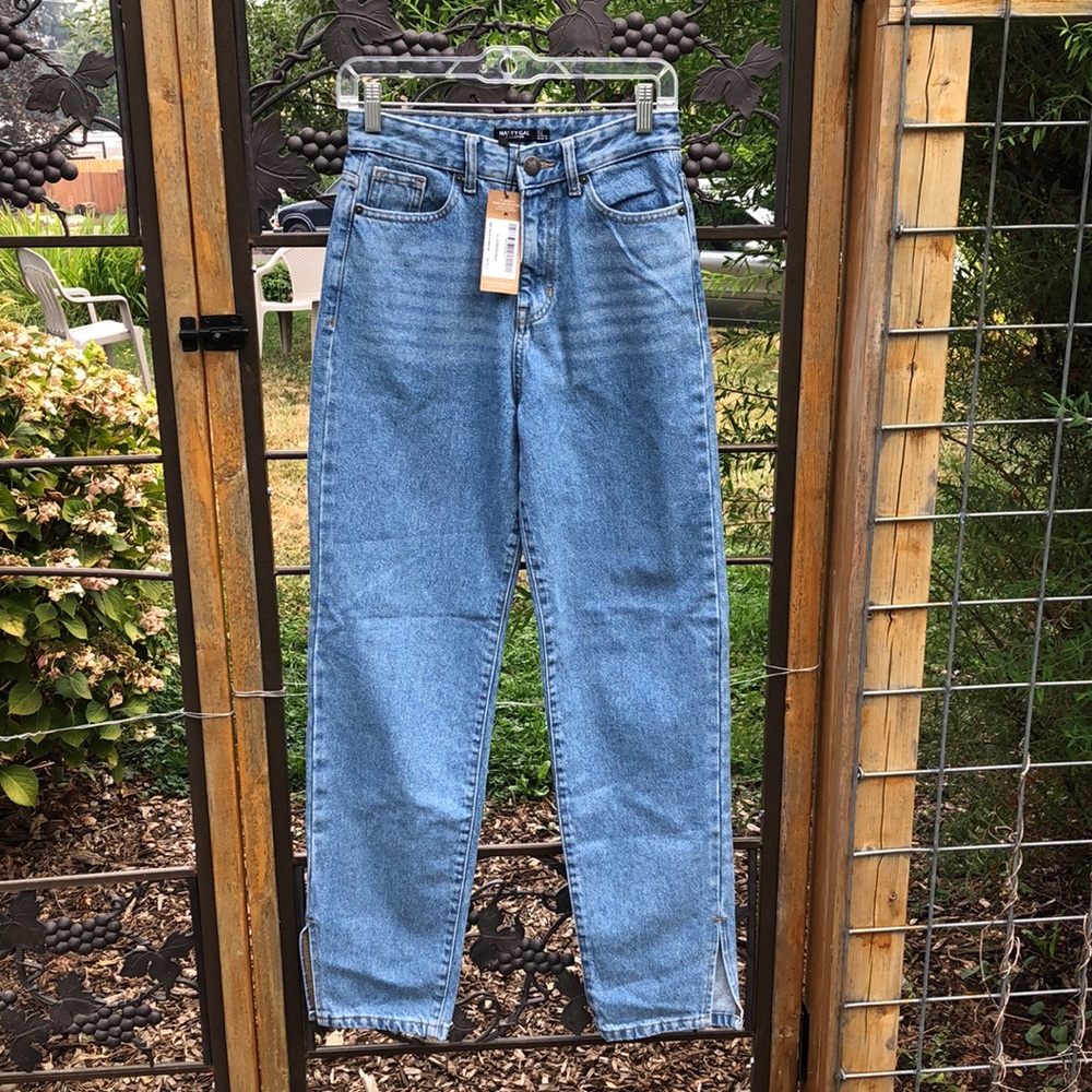Nasty Gal light blue 💯 % organic cotton split hem straight jeans size 0/…